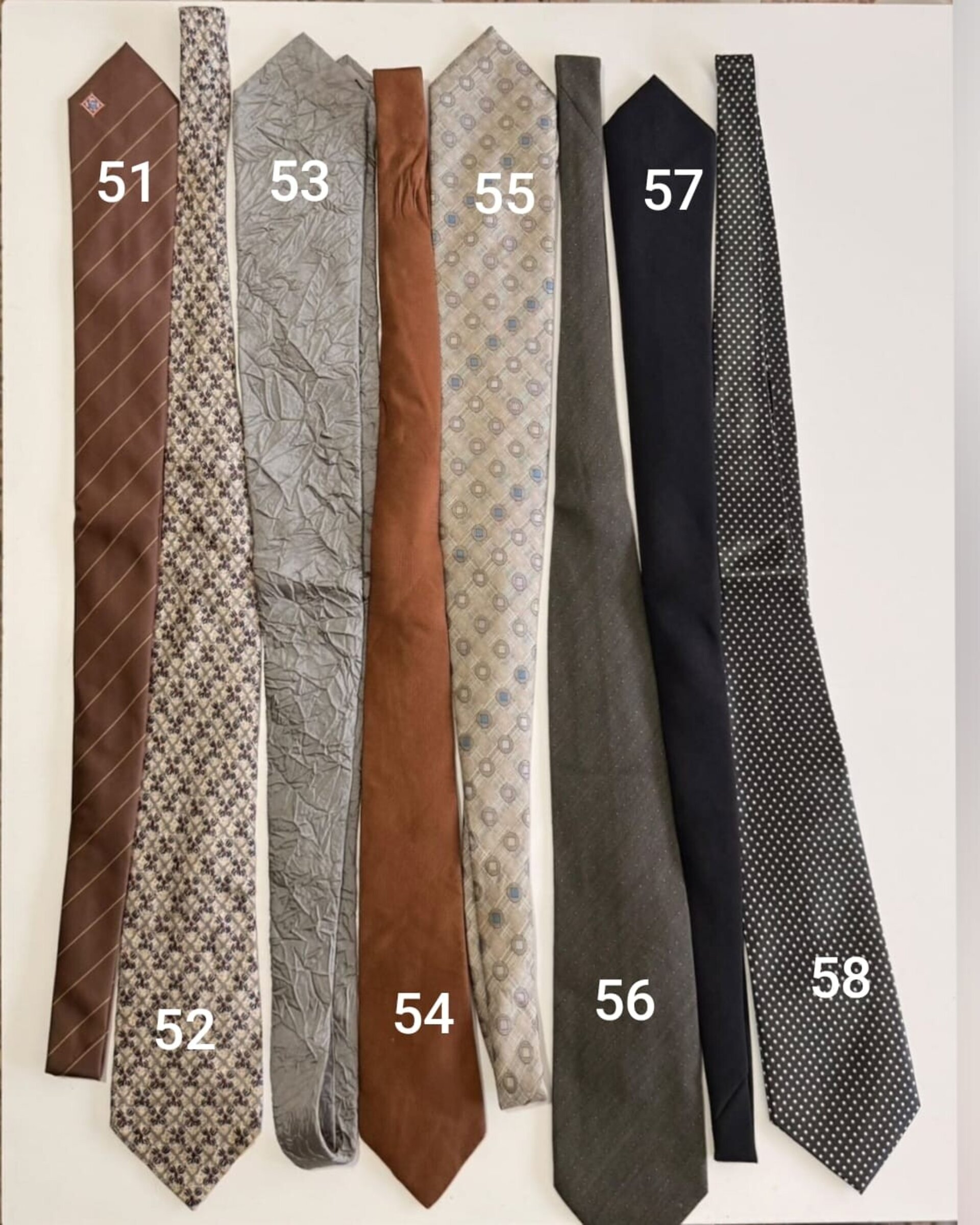 Corbata porta móvil - 6